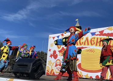 Студенты Астраханского колледжа культуры и искусств.